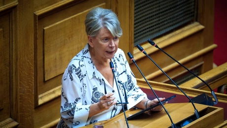 Η Έλενα Ακρίτα