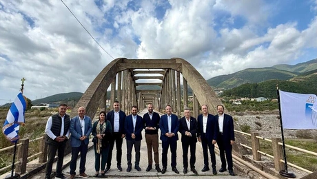 Γέφυρα Μόρνου