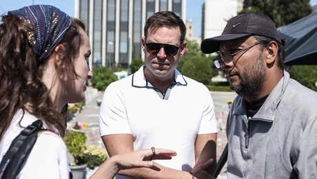 Ο Στέφανος Κασσελάκης σε επίσκεψη στον Πάνο Ρούτσι