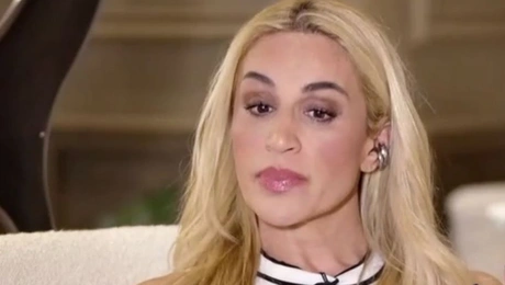 H Καρολίνα Πελενδρίτου