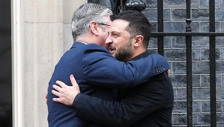 Υποδοχή του Ζελένσκι από τον Στάρμερ