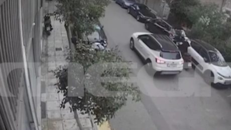 Στιγμιότυπο από το βίντεο στον Νέο Κόσμο