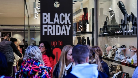 black friday cyber monday ερμου
