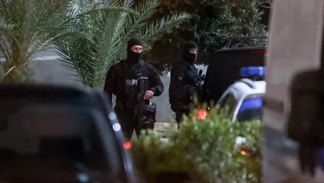 Μεταφορά των τριών καταζητούμενων από τα Βορίζια