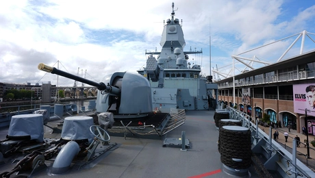 Βρετανικό πολεμικό πλοίο