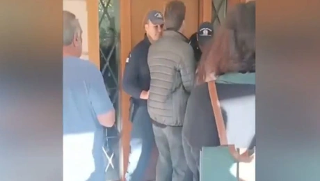 έξωση Γλυφάδα