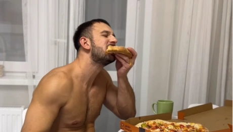 Instagram @dmitryfit