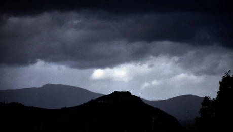 κακοκαιρια-καταιγιδα