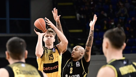 μαρούσι αεκ live