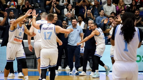 Μύκονος Πανιώνιος live