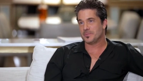 Νίκος Οικονομόπουλος