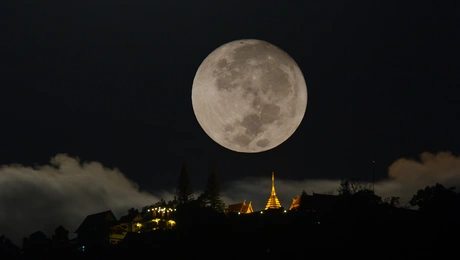 Πανσέληνος Νοεμβρίου