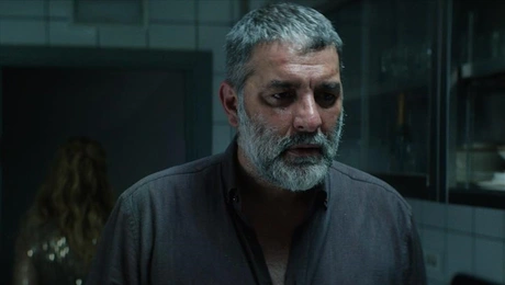 μπισμπίκης σπασμένη φλέβα ταινία 