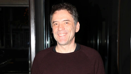 Θάνος Καλλίρης