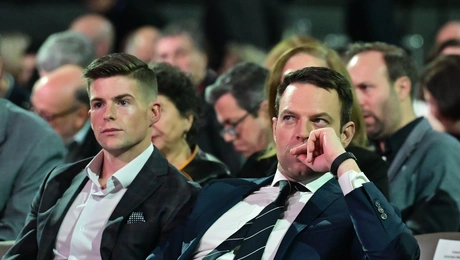 Τάιλερ Μακμπέθ και Στέφανος Κασσελάκης