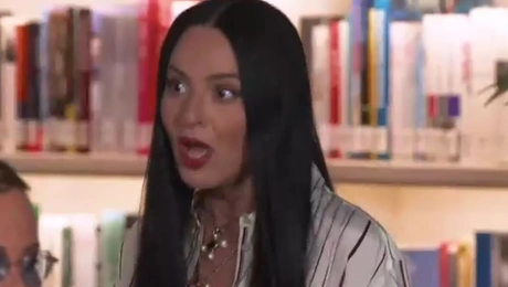 Έξαλλη η Ζενεβιέβ