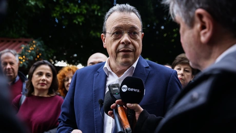 Ο Σωκράτης Φάμελλος στον Πειραιά