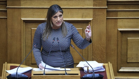 Ζωή Κωνσταντοπούλου