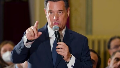 άδωνις γεωργιάδης