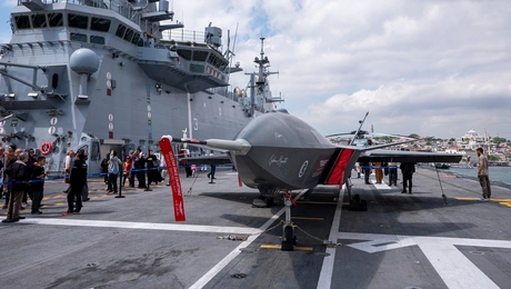 Το αεροπλανοφόρο Anadolu