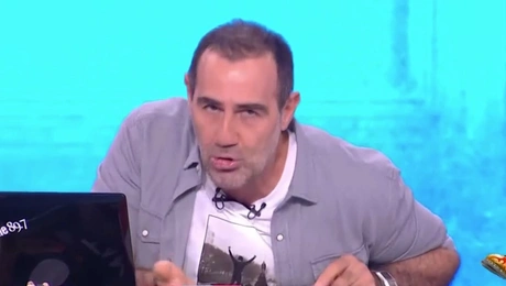 Ο Αντώνης Κανάκης απαυδεί και απορεί με τον Φραπέ