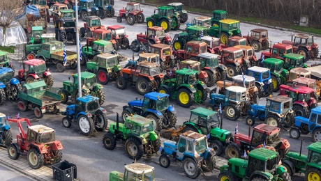 Αγροτικό μπλόκο με τρακτέρ