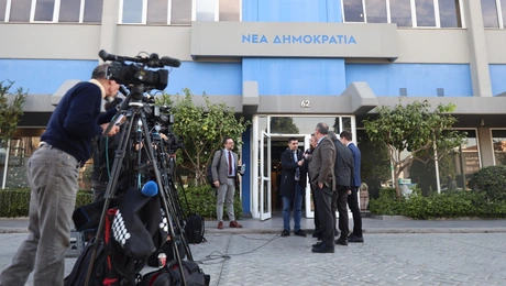 nea-dimokratia-enimerosi-bouleytes-tsiaras