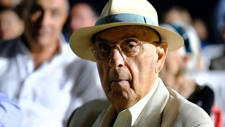 Νίκος Λαζαρίδης