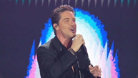 Νίκος Οικονομόπουλος