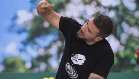 ακης πετρετζικης