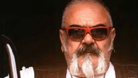 Στηβ Ντούζος