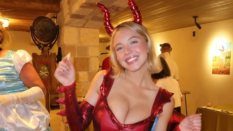 Σίντνεϊ Σουίνι σέξι δράκος