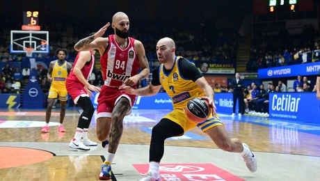 Ολυμπιακός - Περιστέρι