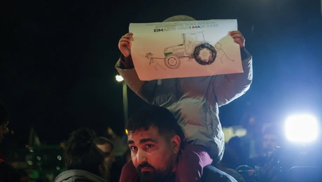 Αγρότες στα μπλόκα την Πρωτοχρονιά