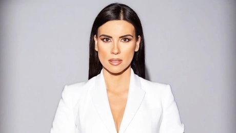 Άννα Λιβαθυνού