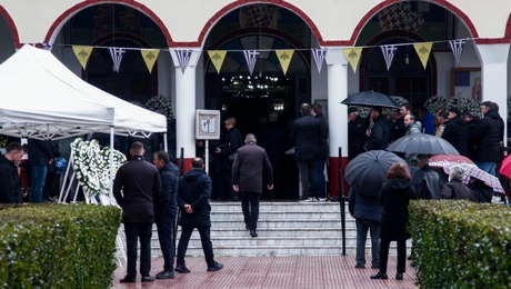 κηδεια-εργατρια-βιολαντα