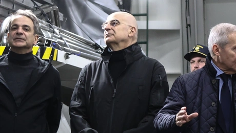 Ο Νίκος Δένδιας στην υποδοχή του Κίμωνα