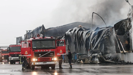 Φωτιά στο εργοστάσιο Βιολάντα