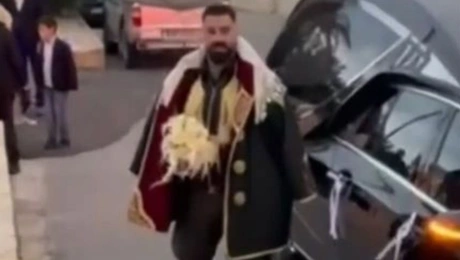 Γαμπρός πήγε με νεκροφόρα στον γάμο του