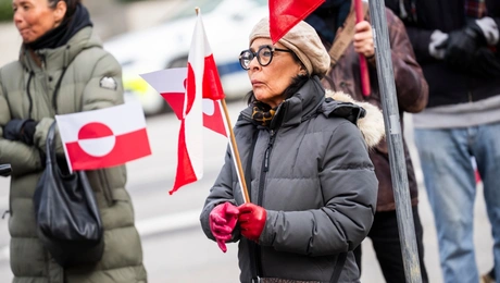 Διαδήλωση κατά της προσφοράς των ΗΠΑ για αγορά της Γροιλανδίας