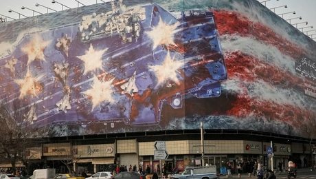 Η νέα αιματηρή τοιχογραφία στο Ιράν