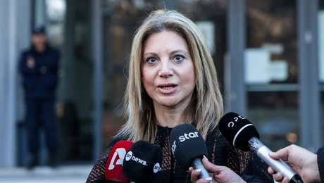 Η Μαρία Καρυστιανού στη δίκη για την εμπορική αμαξοστοιχία