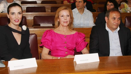 Τόνια Καζιάνη