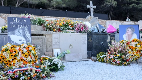 μπαρντό κηδεία