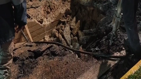 κρατήρας Μελίσσια