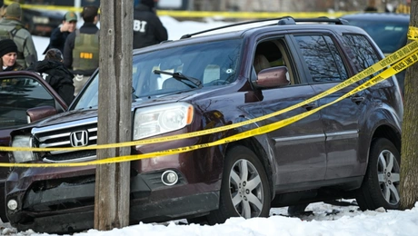 Το όχημα της 37χρονης που πέθανε από αστυνομικά πυρά στη Μινεάπολη