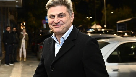 Νικόλας Φαραντούρης