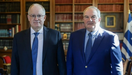 Συνάντηση Τασούλα με Καραμανλή