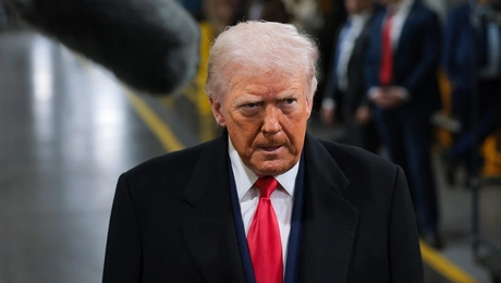 Επίσκεψη Τραμπ στο εργοστάσιο της Ford