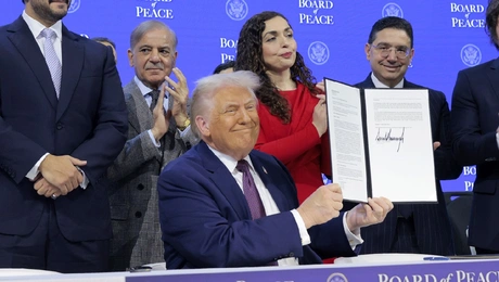 Ηγέτες κρατών που συνυπέγραψαν για το Συμβούλιο Ειρήνης του Τραμπ